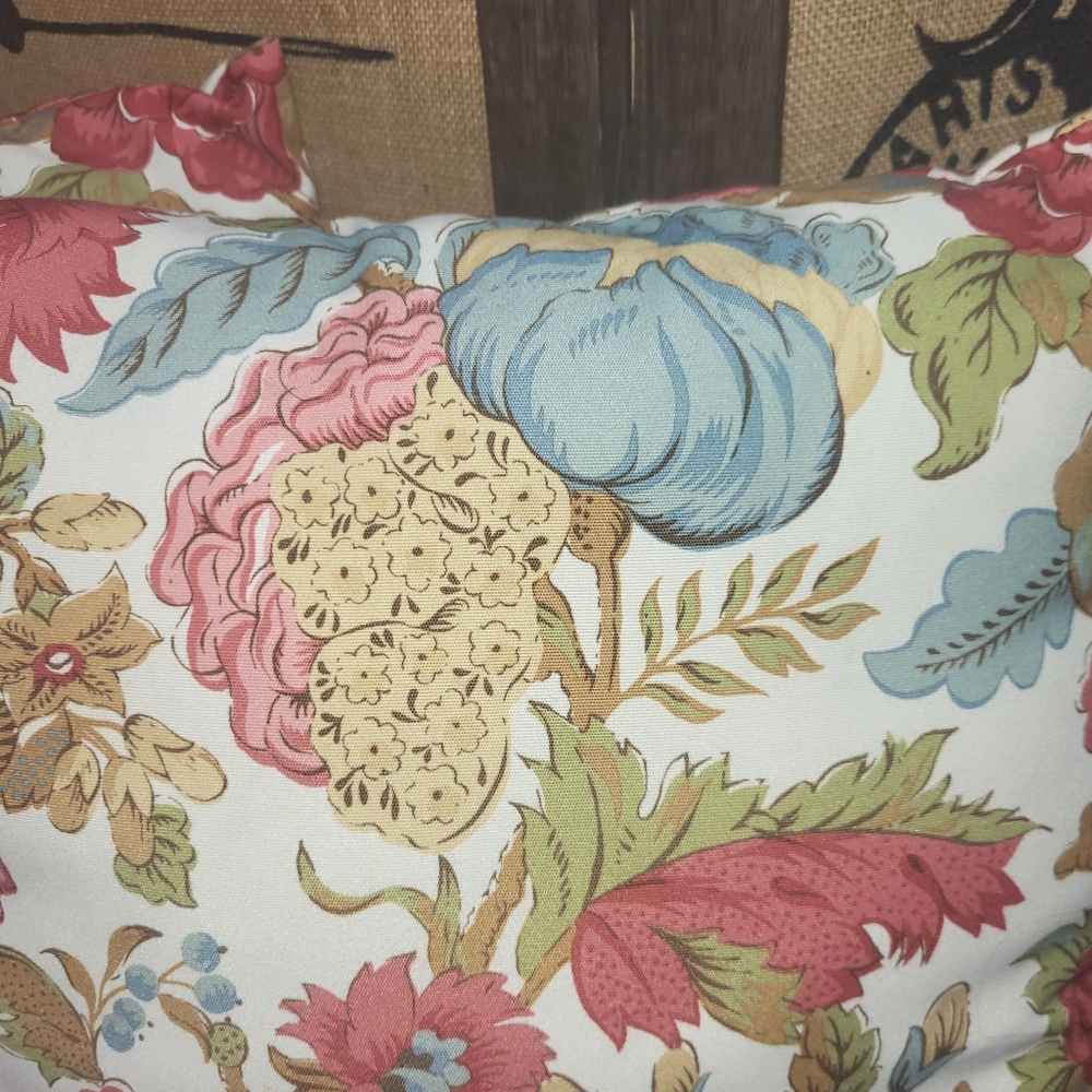 Pair of Pottery Barn Chintz Throw Pillows - Picture 4 of 6